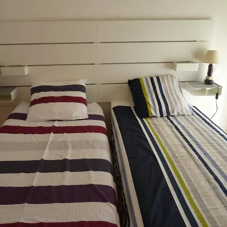 Apartament Aux Pierres De Nozieres *